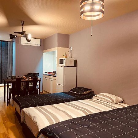 Namba Shinsaibashi 10 Mins Reiko Guest House Osaka Exterior photo