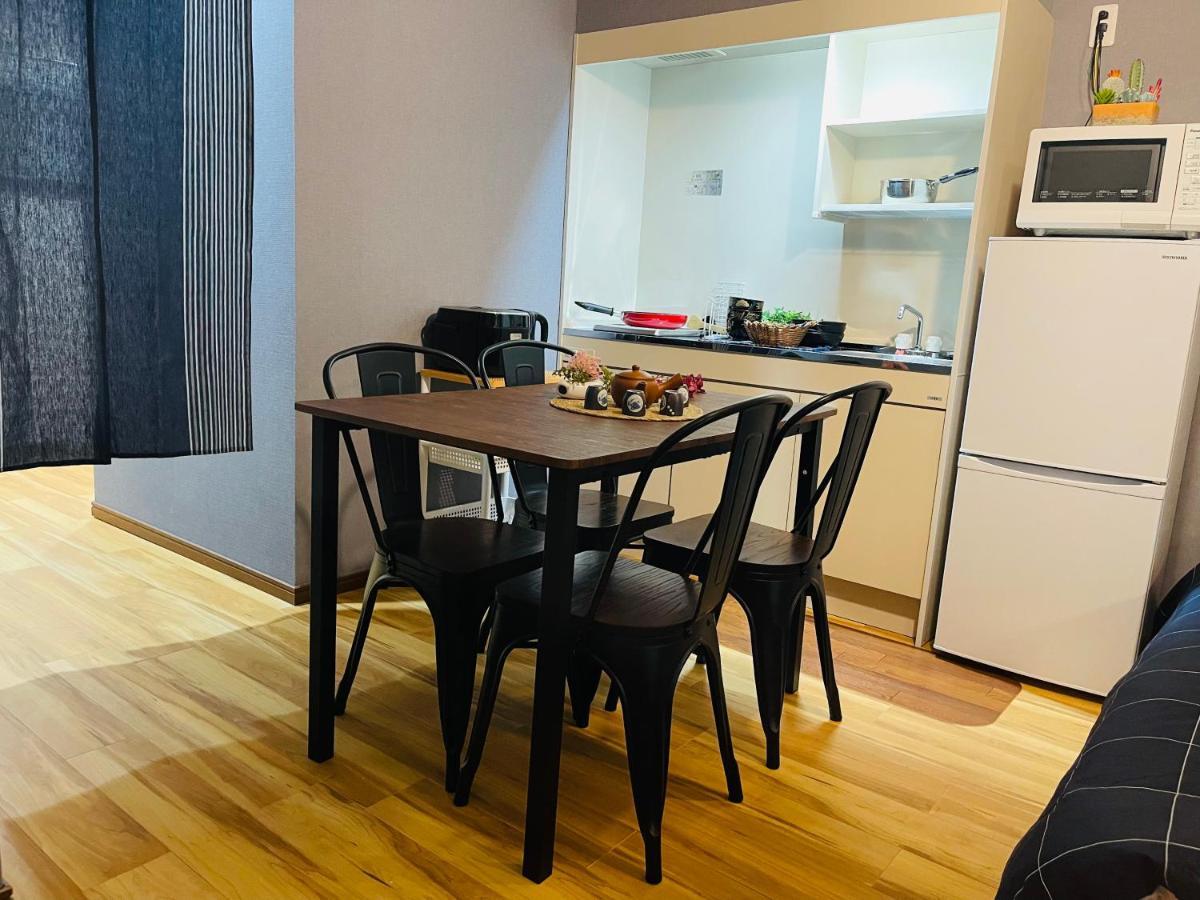 Namba Shinsaibashi 10 Mins Reiko Guest House Osaka Exterior photo