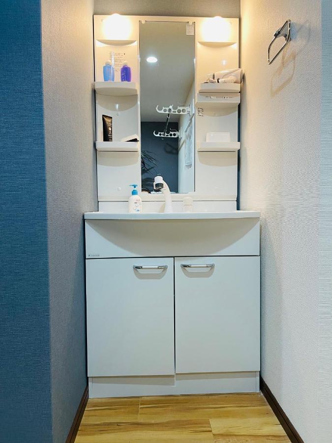 Namba Shinsaibashi 10 Mins Reiko Guest House Osaka Exterior photo